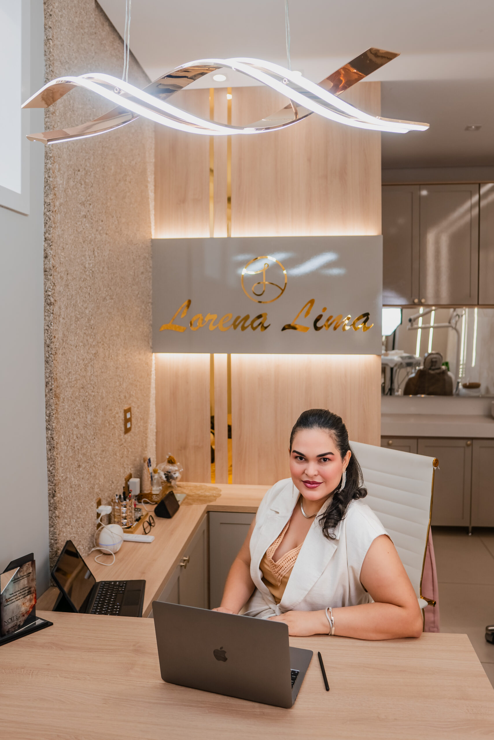 Dra. Lorena Lima