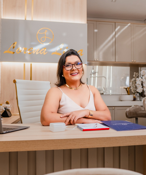 Dra. Thais Nascimento dos Anjos